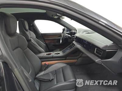 2024 Porsche Taycan 4S - zdjęcie 8 z 21 - miniatura