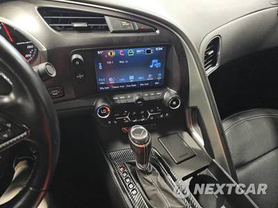 2019 Chevrolet Corvette Stingray Coupe 2LT - zdjęcie 11 z 24 - miniatura