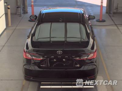 2026 Toyota Camry LE - zdjęcie 5 z 18 - miniatura