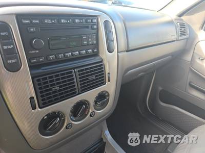 2005 Ford Explorer XLT - zdjęcie 11 z 33 - miniatura