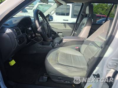 2005 Ford Explorer XLT - zdjęcie 7 z 33 - miniatura