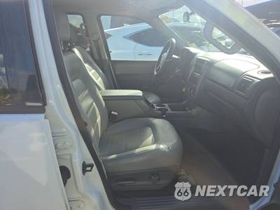 2005 Ford Explorer XLT - zdjęcie 8 z 33 - miniatura