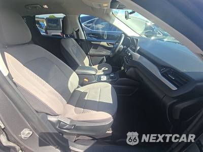 2022 Ford Escape SE - zdjęcie 8 z 30 - miniatura