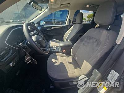 2022 Ford Escape SE - zdjęcie 7 z 30 - miniatura
