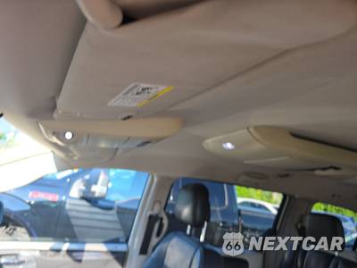 2013 Chrysler Town & Country Touring 121.2" WB - zdjęcie 18 z 36 - miniatura