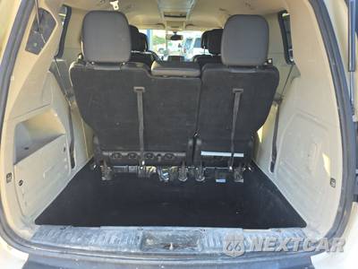 2013 Chrysler Town & Country Touring 121.2" WB - zdjęcie 17 z 36 - miniatura
