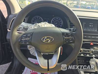 2020 Hyundai Elantra SE Sedan - zdjęcie 10 z 29 - miniatura