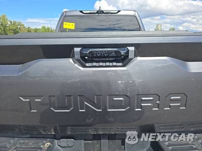 2024 Toyota Tundra Limited Crew Cab Short Bed - zdjęcie 16 z 37 - miniatura