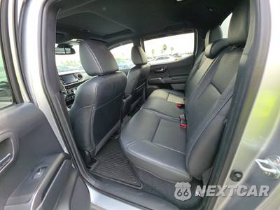 2022 Toyota Tacoma TRD Sport Crew Cab Medium Bed - zdjęcie 13 z 34 - miniatura