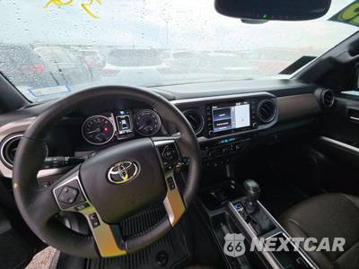 2023 Toyota Tacoma Limited Crew Cab Medium Bed - zdjęcie 11 z 19 - miniatura