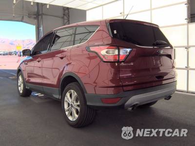 2017 Ford Escape SE - zdjęcie 6 z 35 - miniatura
