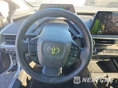 2026 Toyota Prius LE - zdjęcie 10 z 28 - miniatura