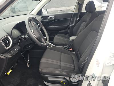 2026 Hyundai Venue SEL - zdjęcie 7 z 26 - miniatura