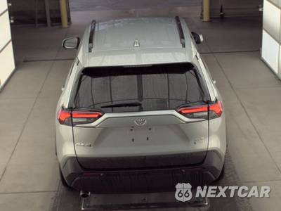 2025 Toyota RAV4 Hybrid XLE - zdjęcie 5 z 39 - miniatura