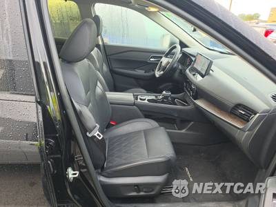 2026 Nissan Rogue Platinum - zdjęcie 8 z 22 - miniatura