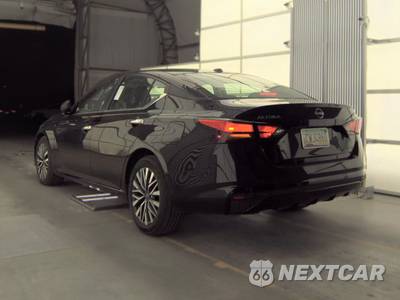 2025 Nissan Altima SV - zdjęcie 6 z 27 - miniatura