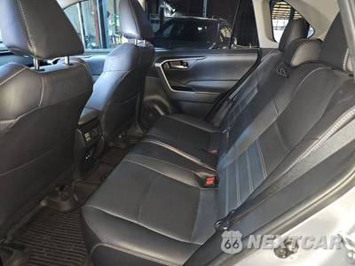 2024 Toyota RAV4 XLE Premium - zdjęcie 13 z 24 - miniatura