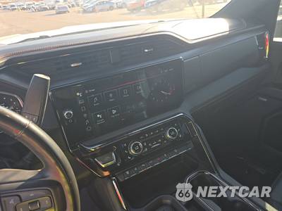 2024 GMC Sierra 3500HD AT4 Crew Cab Medium Bed 4SB - zdjęcie 11 z 27 - miniatura