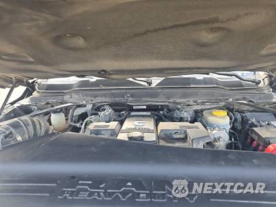 2020 Ram 2500 Limited Crew Cab Medium Bed - zdjęcie 15 z 32 - miniatura
