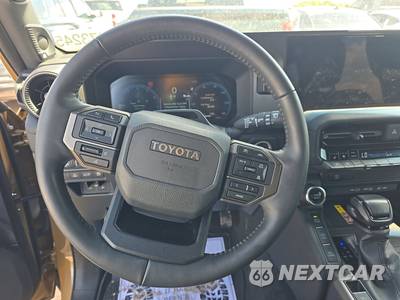 2024 Toyota Land Cruiser First Edition - zdjęcie 10 z 20 - miniatura