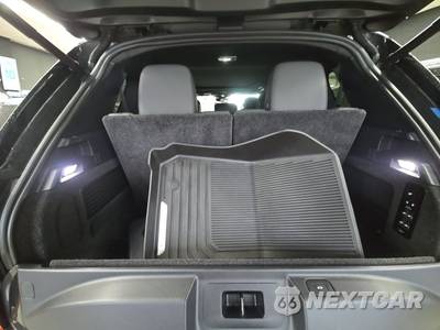 2024 Land Rover Range Rover SE LWB w/7-Passenger Seating - zdjęcie 17 z 21 - miniatura