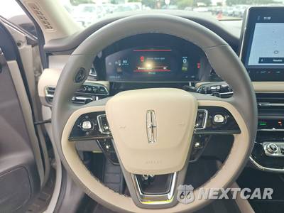 2024 Lincoln Corsair Premiere - zdjęcie 10 z 22 - miniatura