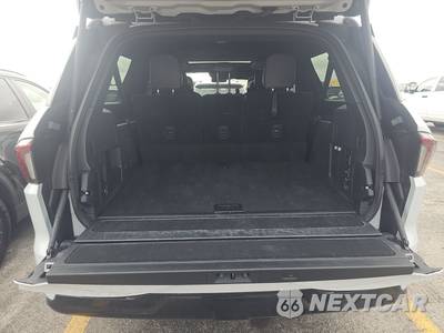 2025 Lincoln Navigator L Black Label - zdjęcie 17 z 27 - miniatura
