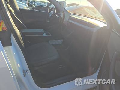 2026 Tesla Model Y Standard - zdjęcie 8 z 33 - miniatura