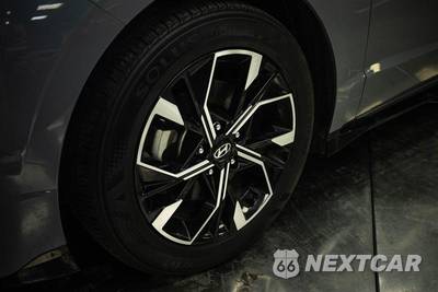 2025 Hyundai Sonata SEL - zdjęcie 3 z 29 - miniatura