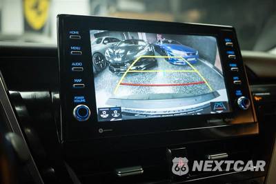 2021 Toyota Camry Hybrid SE - zdjęcie 29 z 33 - miniatura