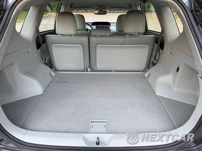 2014 Toyota Prius v Five - zdjęcie 19 z 42 - miniatura