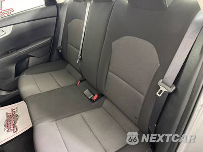 2024 Kia Forte LXS - zdjęcie 32 z 42 - miniatura