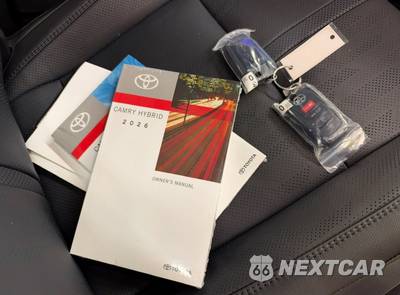 2026 Toyota Camry XSE - zdjęcie 17 z 20 - miniatura