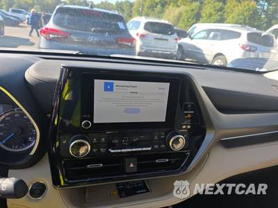 2024 Toyota Highlander Hybrid XLE - zdjęcie 11 z 22 - miniatura