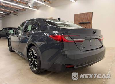 2026 Toyota Camry XLE - zdjęcie 3 z 20 - miniatura