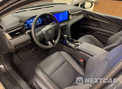 2026 Toyota Camry XLE - zdjęcie 11 z 20 - miniatura