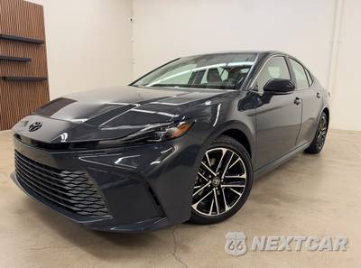 2026 Toyota Camry XLE - zdjęcie 1 z 20 - miniatura