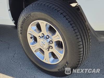 2024 Ram 2500 Big Horn Crew Cab Medium Bed - zdjęcie 7 z 31 - miniatura