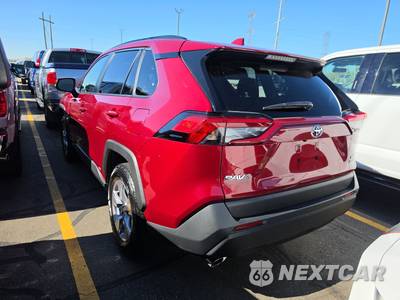 2025 Toyota RAV4 Hybrid XLE - zdjęcie 6 z 29 - miniatura