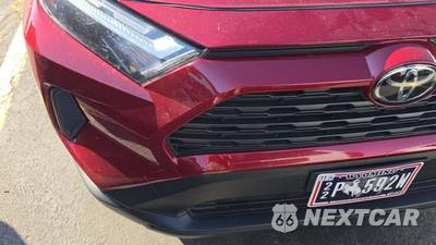 2025 Toyota RAV4 Hybrid XLE - zdjęcie 23 z 29 - miniatura