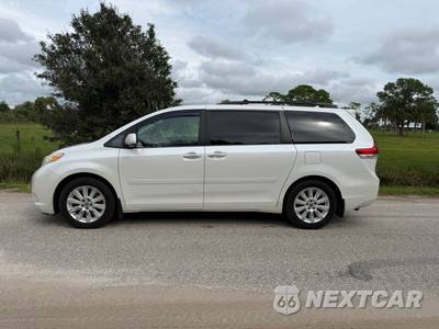 2012 Toyota Sienna Limited 7-Passenger 119.3" WB - zdjęcie 10 z 58 - miniatura