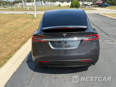 2016 Tesla Model X 90D - zdjęcie 5 z 20 - miniatura