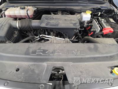 2023 Ram 1500 Big Horn Crew Cab Short Bed - zdjęcie 15 z 20 - miniatura