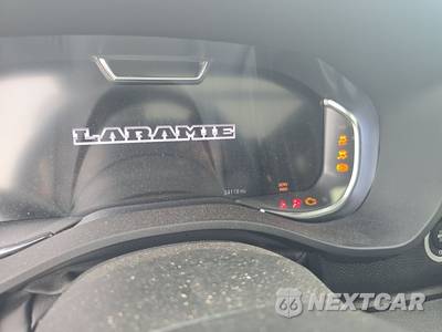 2023 Ram 1500 Laramie Crew Cab Short Bed - zdjęcie 12 z 26 - miniatura