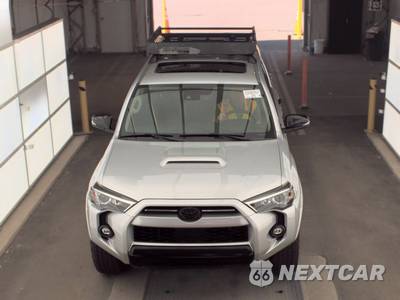 2021 Toyota 4Runner Venture - zdjęcie 2 z 24 - miniatura