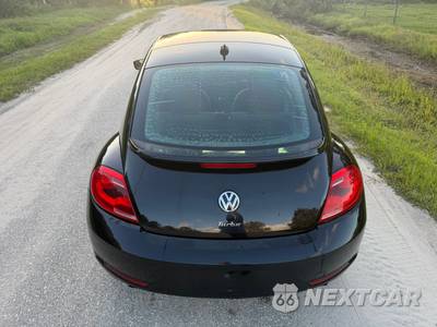 2014 Volkswagen Beetle R-Line Hatchback - zdjęcie 7 z 42 - miniatura