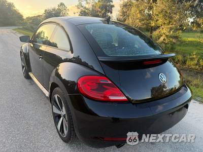 2014 Volkswagen Beetle R-Line Hatchback - zdjęcie 9 z 42 - miniatura