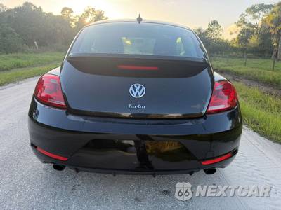2014 Volkswagen Beetle R-Line Hatchback - zdjęcie 8 z 42 - miniatura