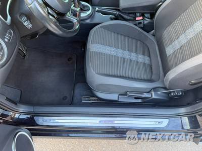 2014 Volkswagen Beetle R-Line Hatchback - zdjęcie 18 z 42 - miniatura