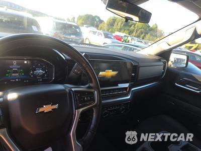 2023 Chevrolet Silverado 1500 LT Crew Cab Short Bed 1LT - zdjęcie 17 z 28 - miniatura